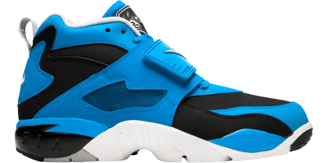 Nike Air Diamond Turf Custom Sneaker